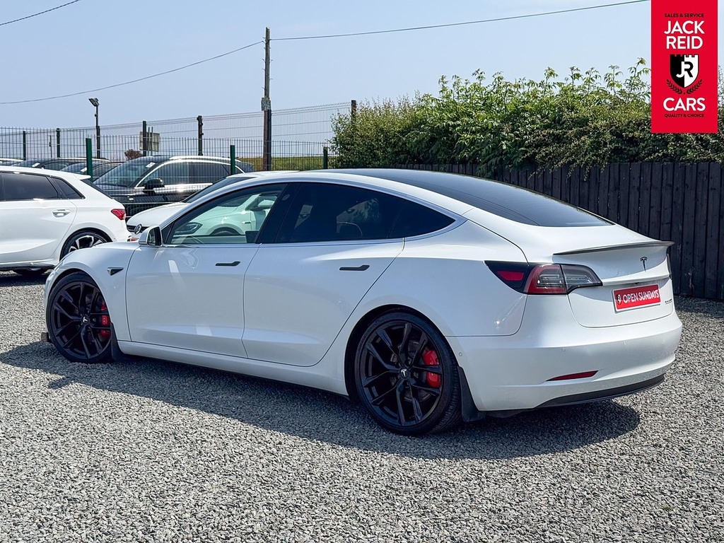 Tesla Model 3 Saloon White #2