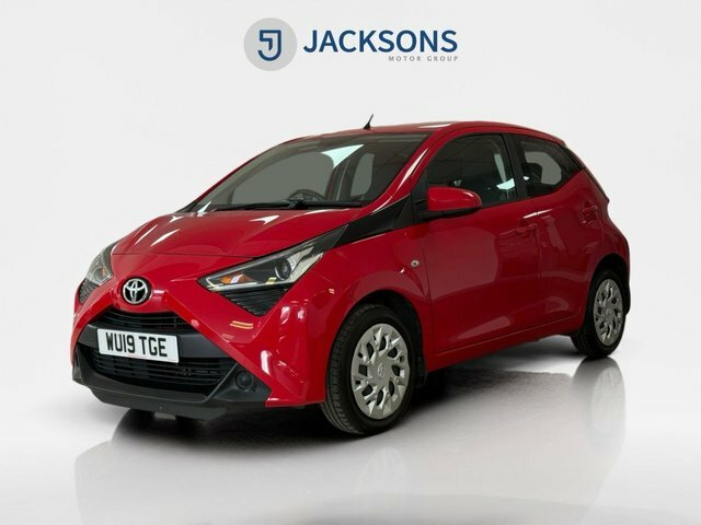 Toyota Aygo 1.0 Vvt-i X-play Hatchback Euro WU19TGE Red #4