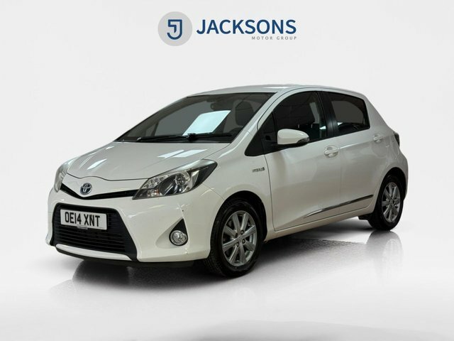 Toyota Yaris 1.5 Vvt-h Icon Plus Hatchback Hybrid Cv OE14XNT White #4
