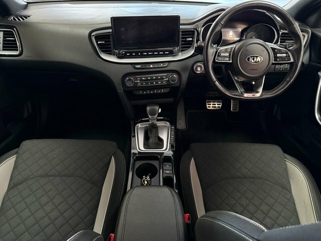 Kia Ceed 1.6 Crdi Mhev Gt-line Hatchback Hybrid Black #2