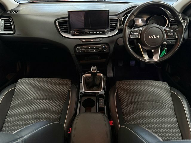 Kia Xceed 1.0 T-gdi Connect Suv Euro 6 S AV71XTD Orange #2