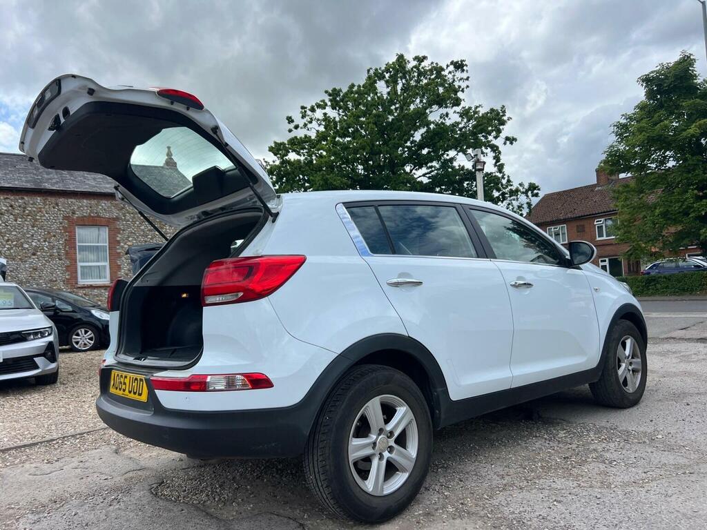 Kia Sportage 1.7 Crdi Ecodynamics 1 2Wd Euro 6 Ss White #4