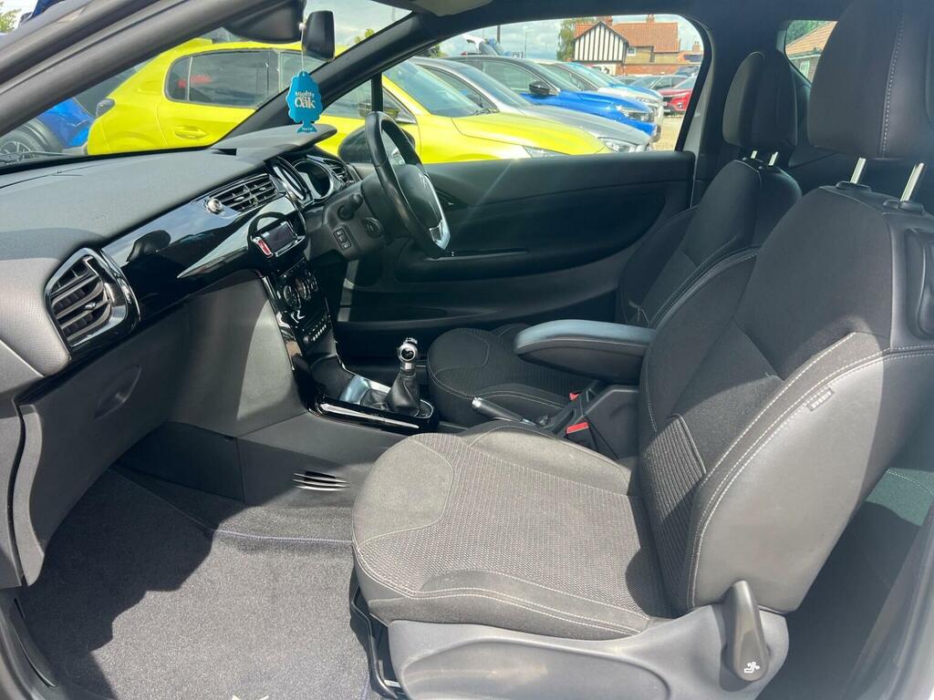 Citroen DS3 1.6 Vti 16V Dstyle Plus Black #31