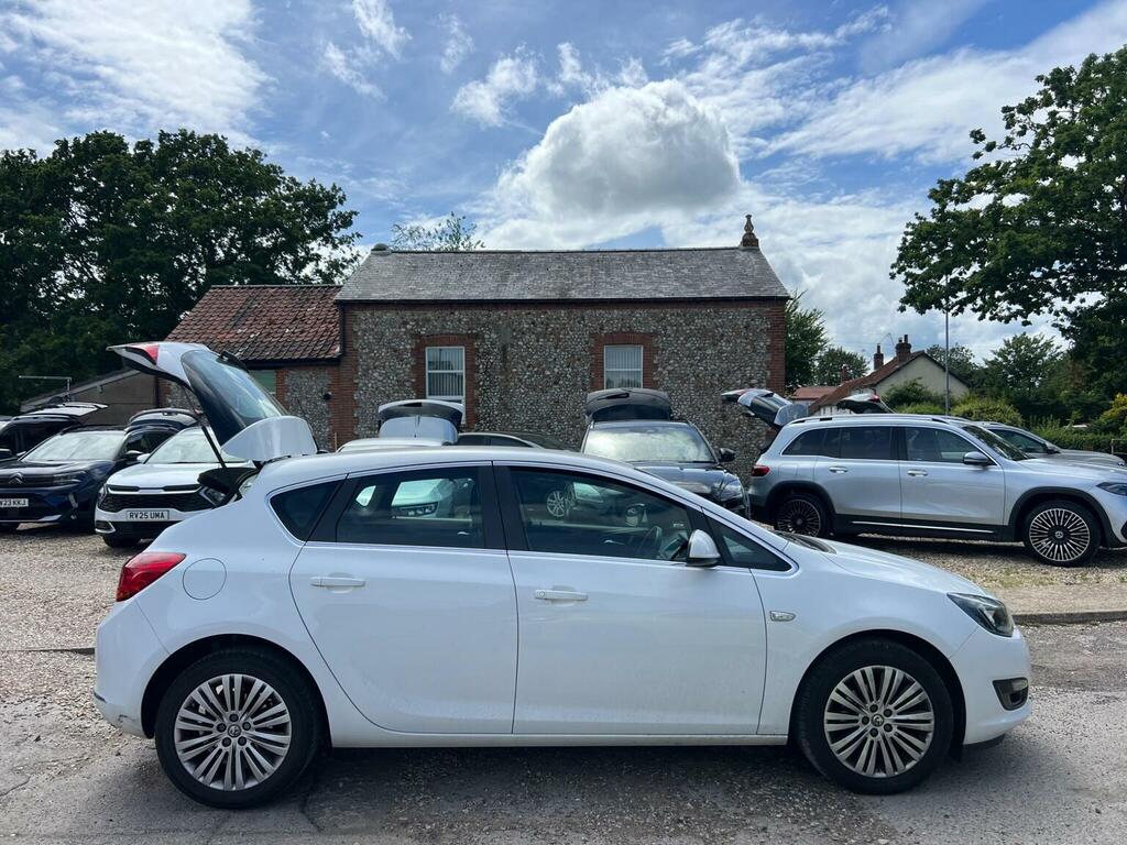 Vauxhall Astra 1.4I Excite Euro 6 White #5