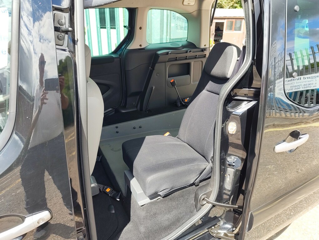 Citroen Berlingo Mpv Black #7