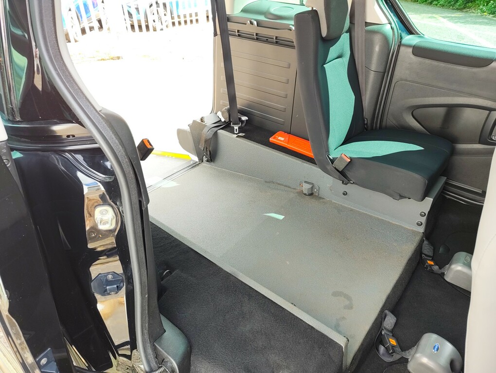 Citroen Berlingo Feel Edition Wheel Chair Access Black #6