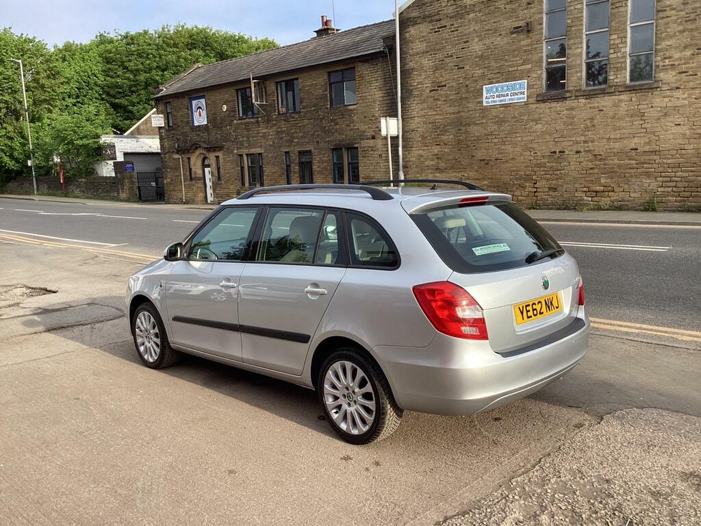 Skoda Fabia 1.6 Tdi Elegance Euro 5 Silver #4