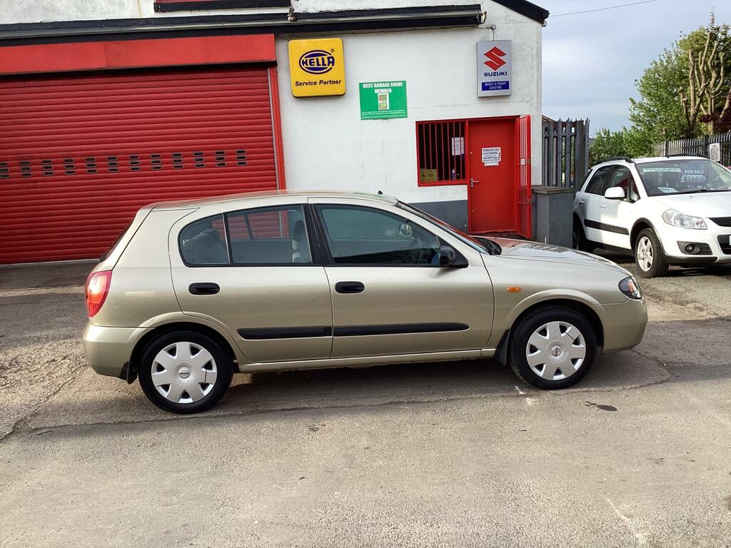 Nissan Almera  Silver #7