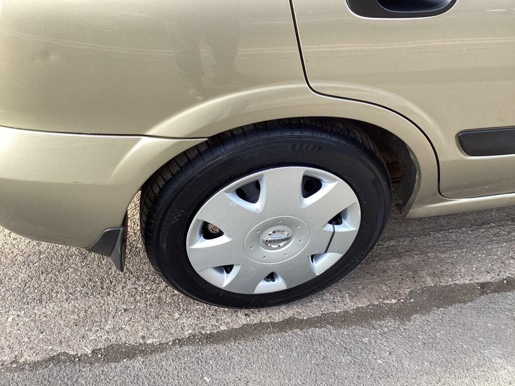 Nissan Almera  Silver #17