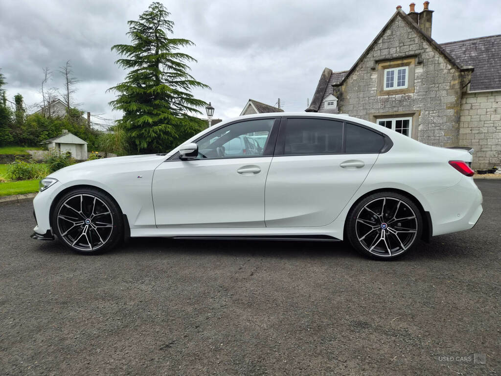 BMW 3 Series 320D M Sport Step YA69KHZ White #5
