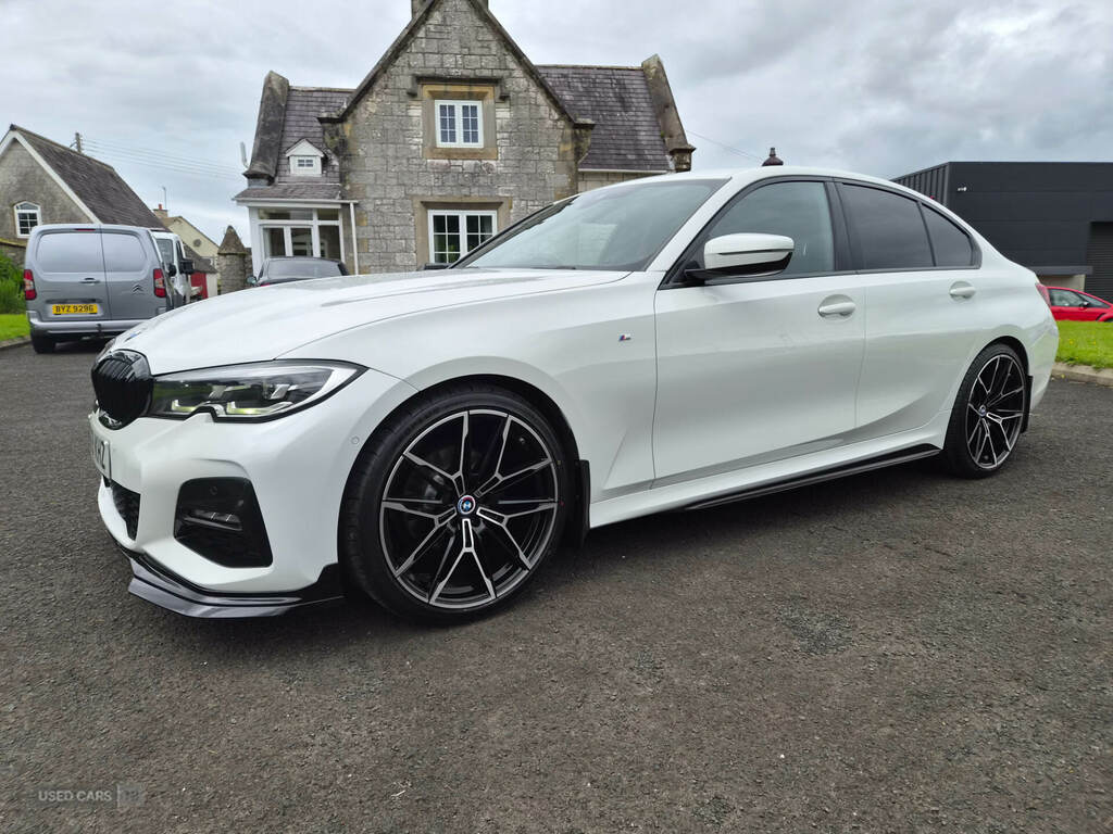 BMW 3 Series 320D M Sport Step YA69KHZ White #3