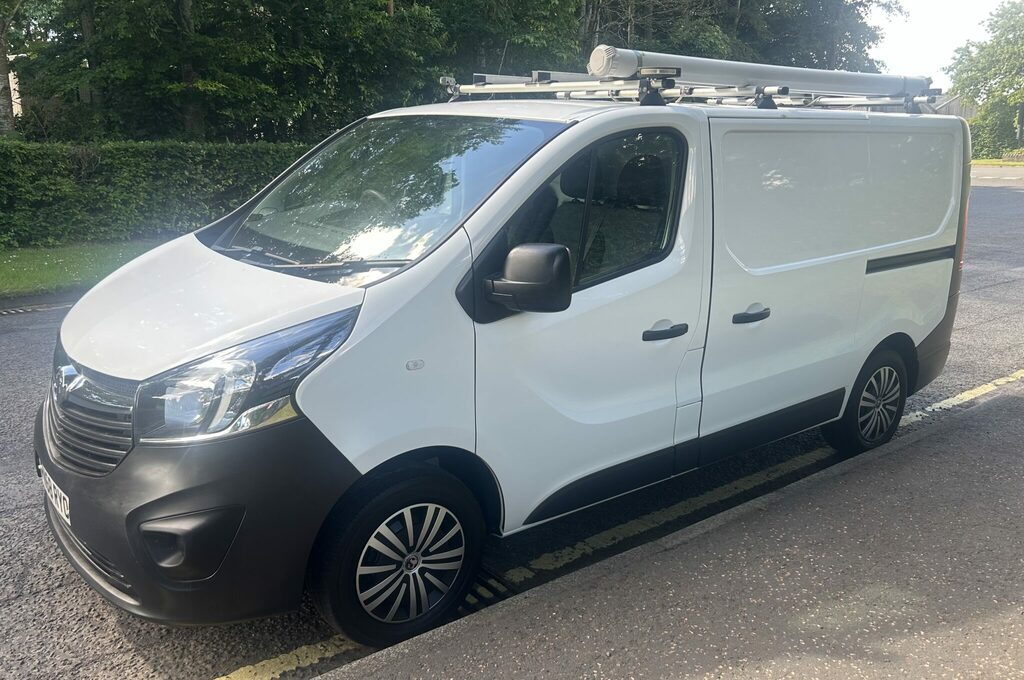 Vauxhall Vivaro 1.6 L1h1 2700 Cdti White #1