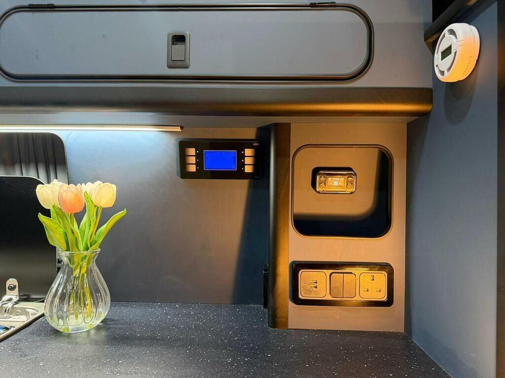 Ford Transit Custom Mpv Black #25