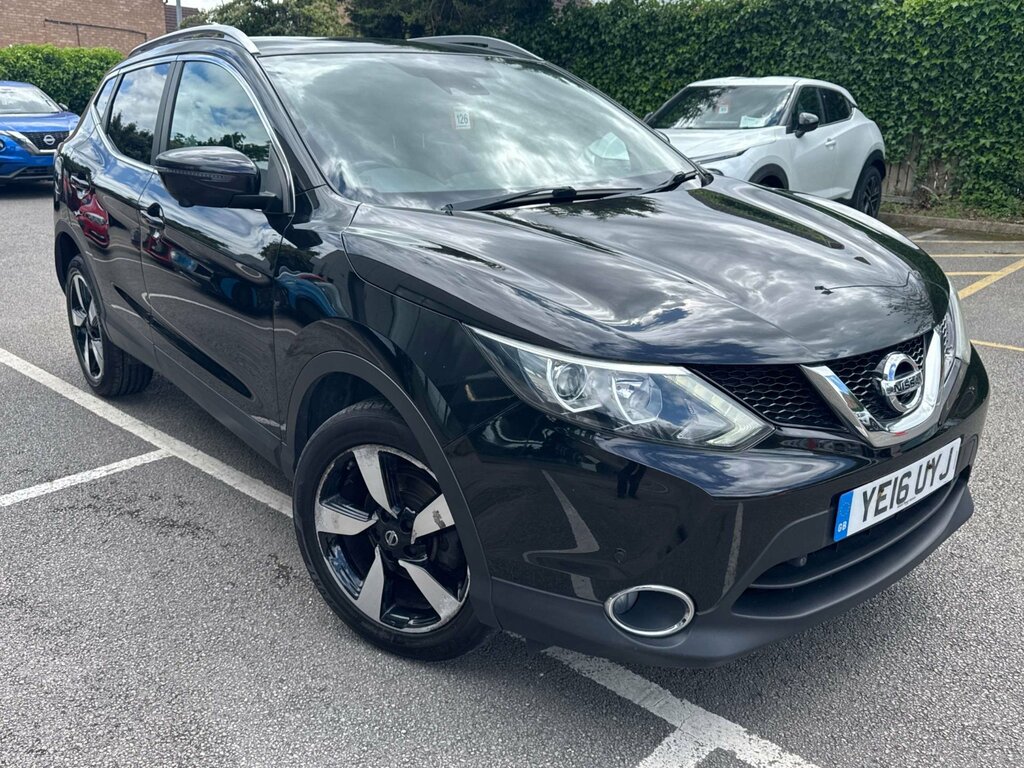 Nissan Qashqai 1.6 Dig-t N-connecta Suv 2Wd Eur Black
