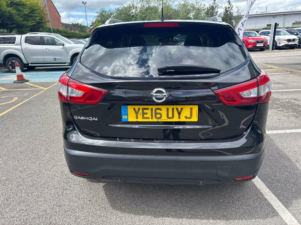 Nissan Qashqai 1.6 Dig-t N-connecta Suv 2Wd Eur Black #6