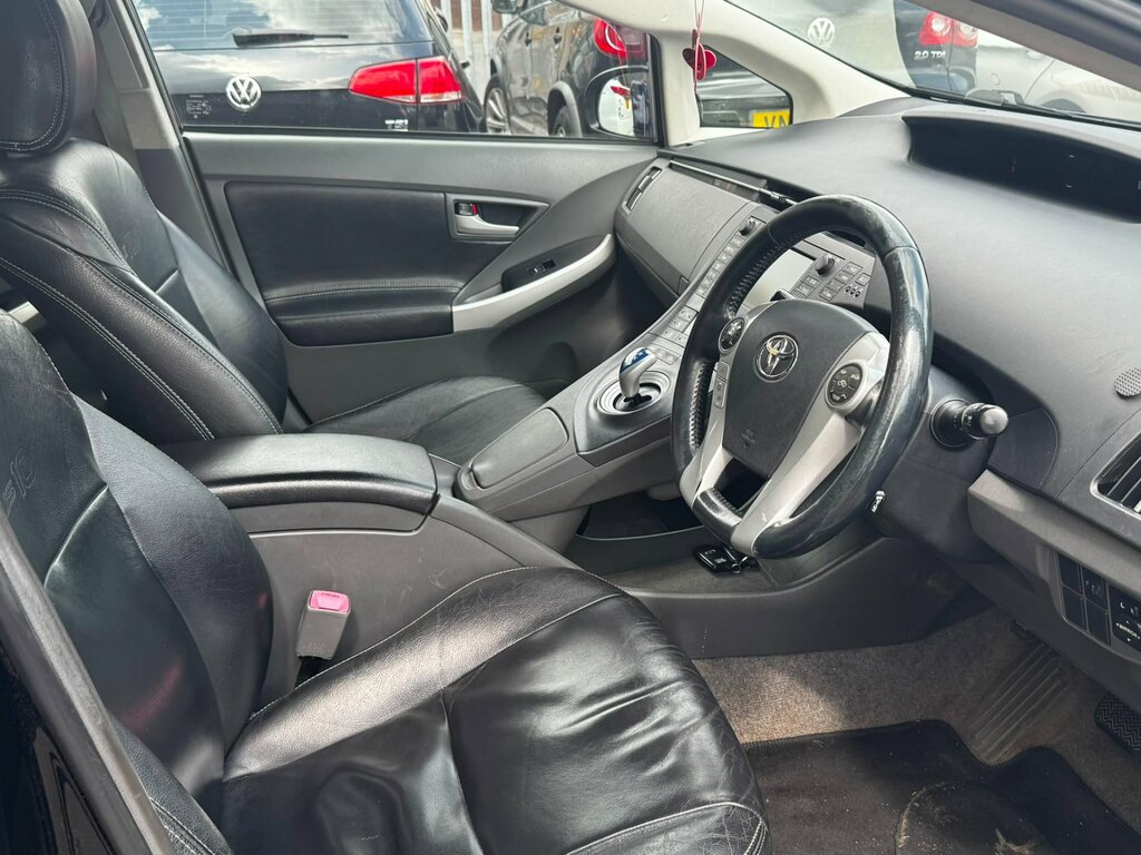 Toyota Prius  Silver #9