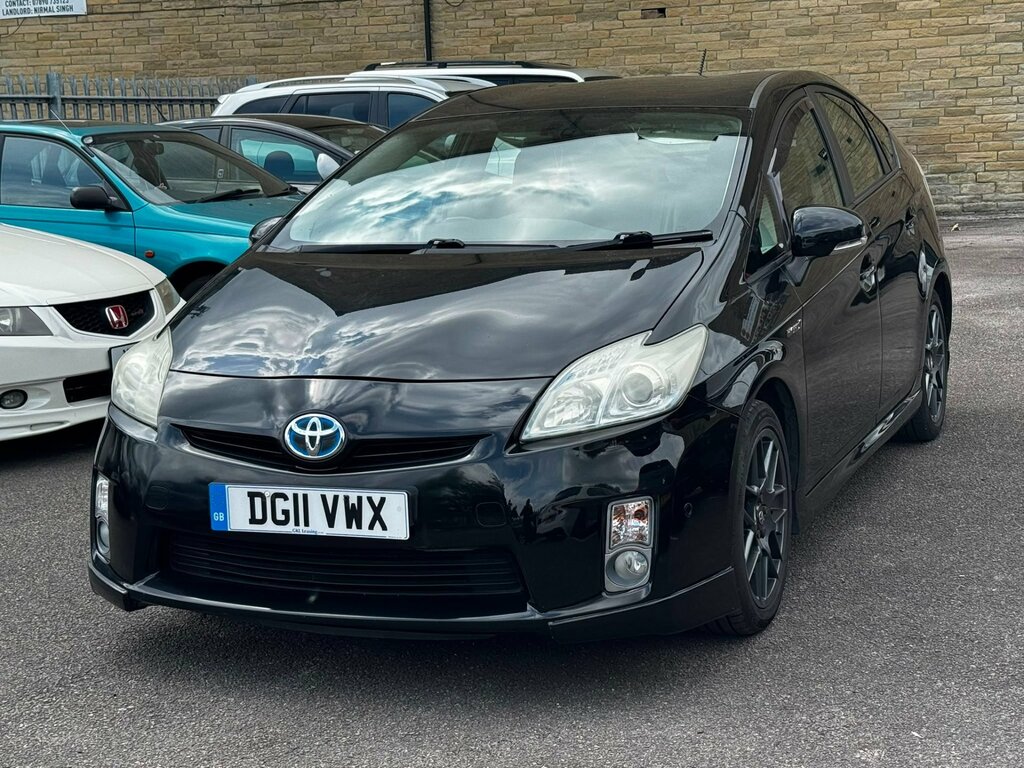 Toyota Prius 1.8 Vvt-h T Spirit 10Th Anniversary Hatchback Black #6