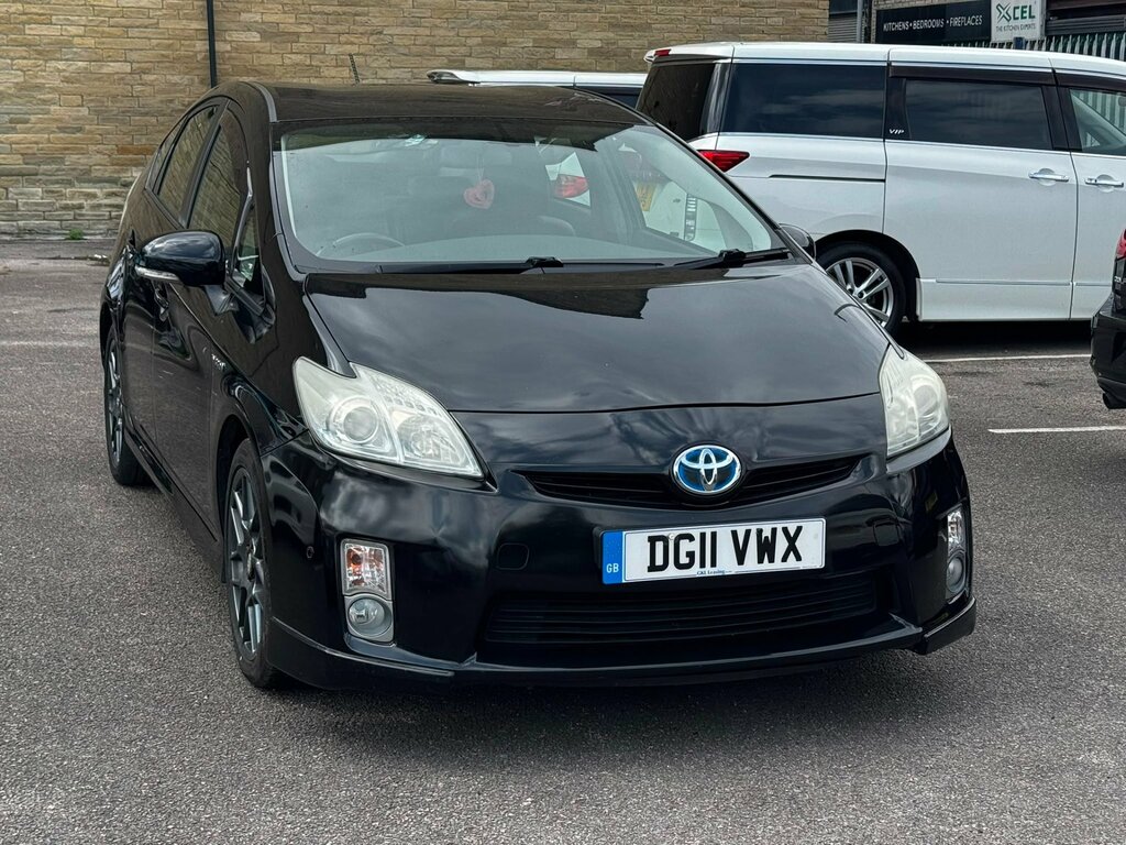 Toyota Prius 1.8 Vvt-h T Spirit 10Th Anniversary Hatchback Black
