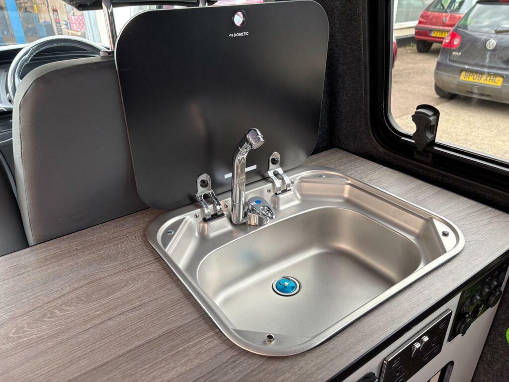 Volkswagen Transporter Volkswagen Transporter Panel Van Highline Swb 110 Grey #38