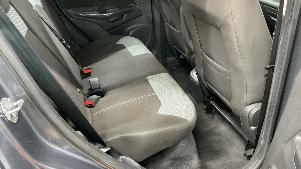 Ford Ecosport 1.5 Zetec Silver #8