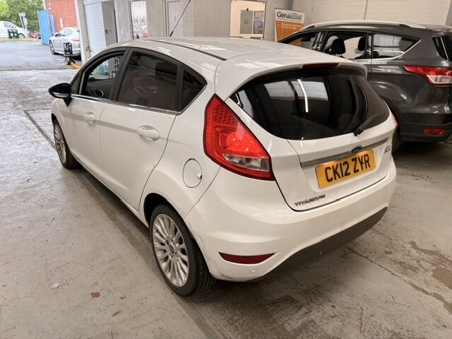 Ford Fiesta 1.4 Titanium White #3