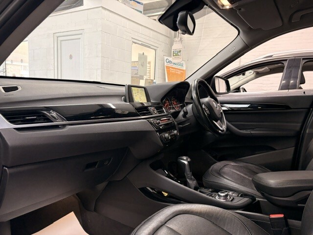 BMW X1 Sdrive 18D M White #7