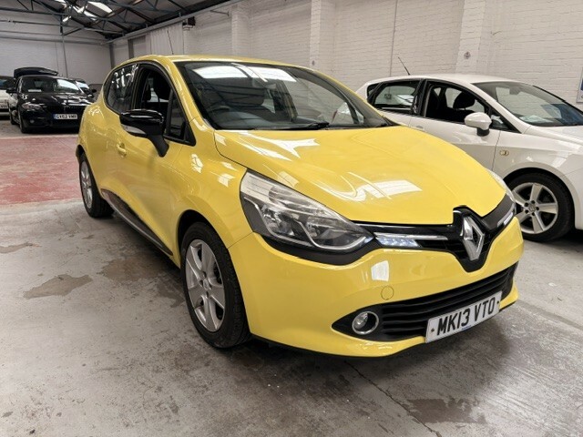 Renault Clio 1.2 16V Dynamique Medianav Yellow