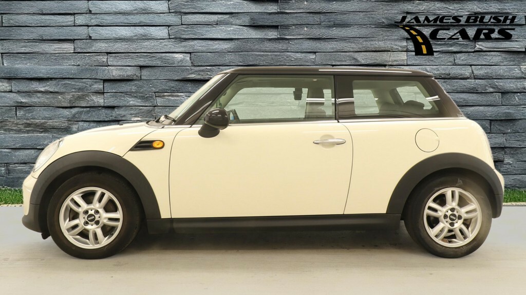 Mini Hatch 2.0 Cooper D All4 111 Bhp Black #6