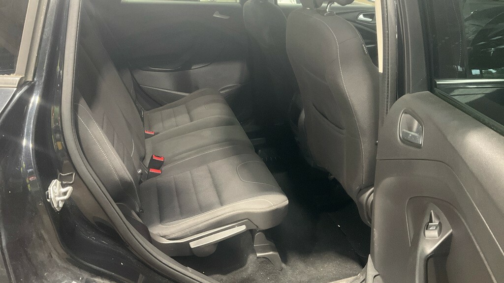 Ford Kuga 2.0 Tdci 163 Titanium X Powershift White #8