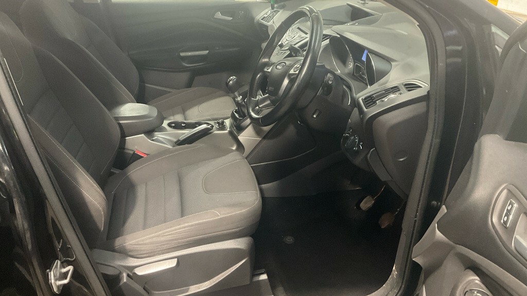 Ford Kuga 2.0 Tdci 163 Titanium X Powershift White #16