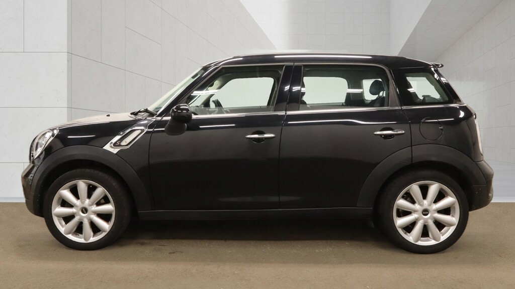 Mini Countryman Hatchback White #13