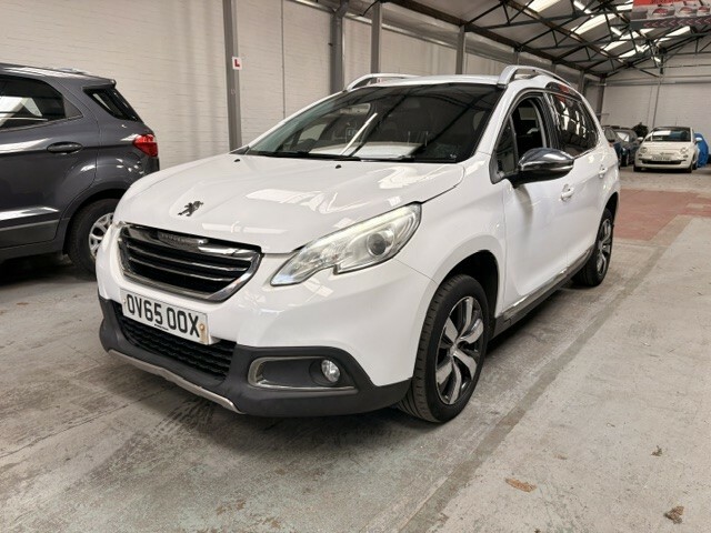 Peugeot 2008 1.6 Bluehdi Allure White #2