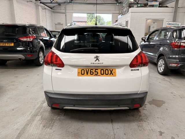 Peugeot 2008 1.6 Bluehdi Allure White #6