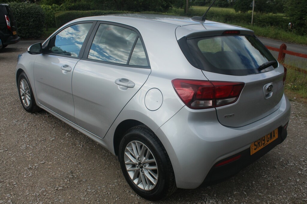 Kia RIO 1.3 2 SR19GWA Silver #5