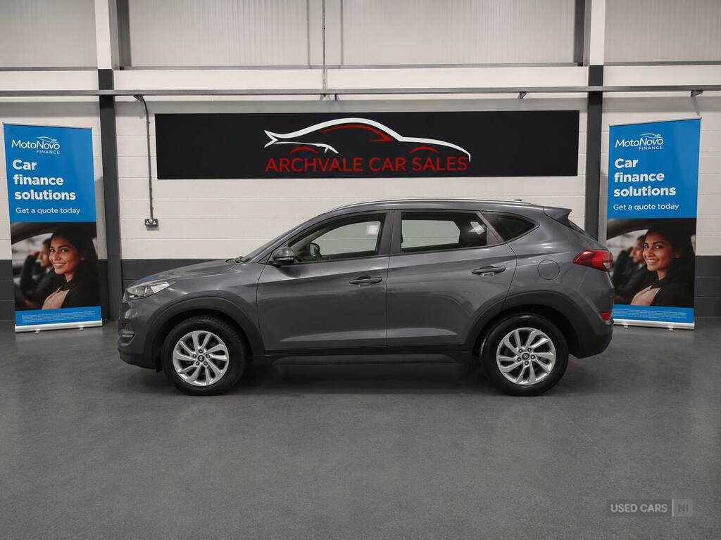 Hyundai Tucson 1.7 Crdi Blue Drive Se Nav 2Wd EY67WGV Grey #6
