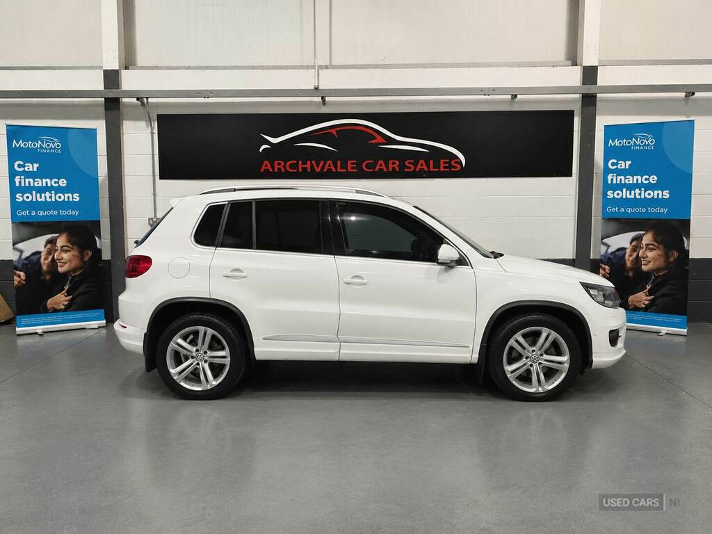 Volkswagen Tiguan 2.0 Tdi Bluemotion Tech R-line SR15KFK White #2
