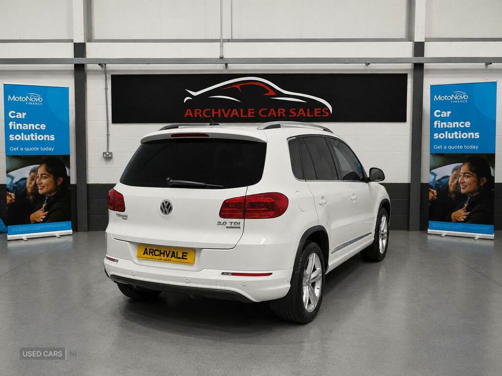 Volkswagen Tiguan 2.0 Tdi Bluemotion Tech R-line SR15KFK White #3
