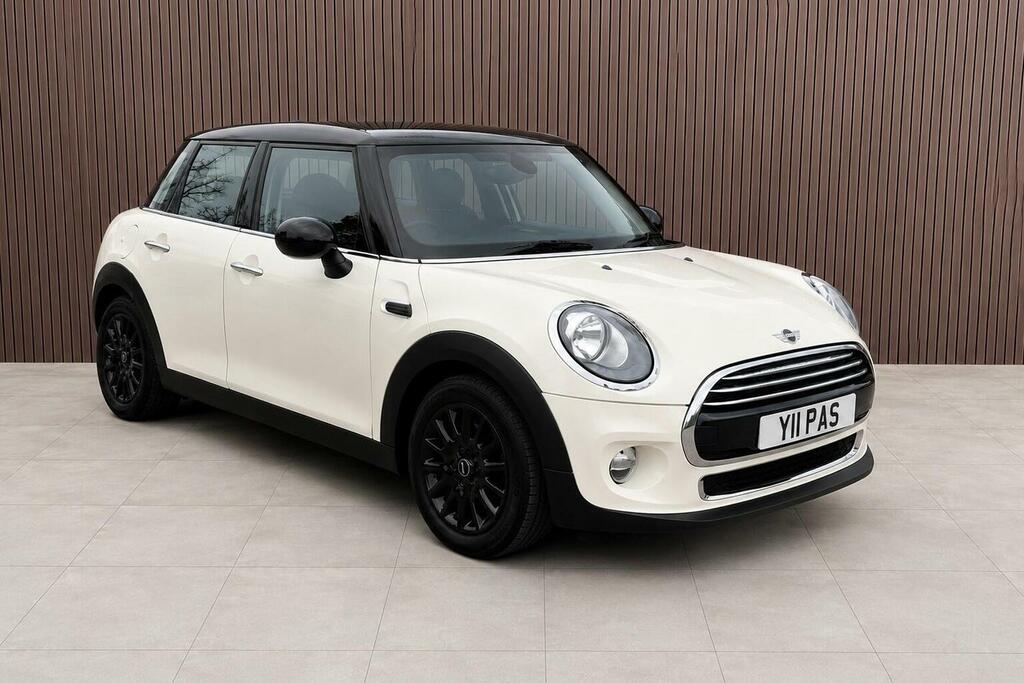 Mini Hatch Hatchback 1.5 Cooper Euro 6 Ss 20156 White
