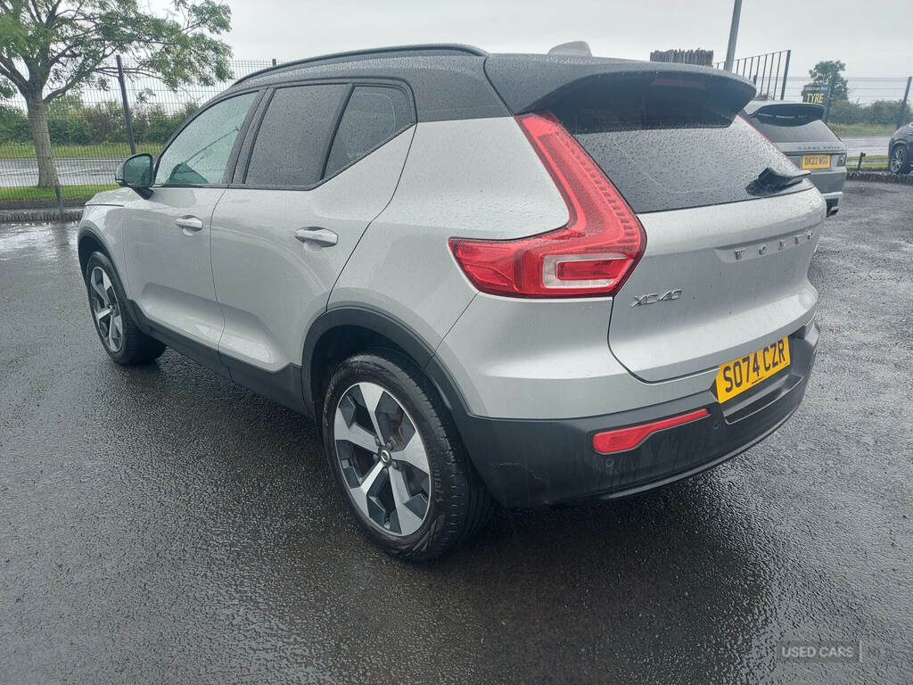 Volvo XC40 2.0 B4p Plus Dark SO74CZR Silver #4