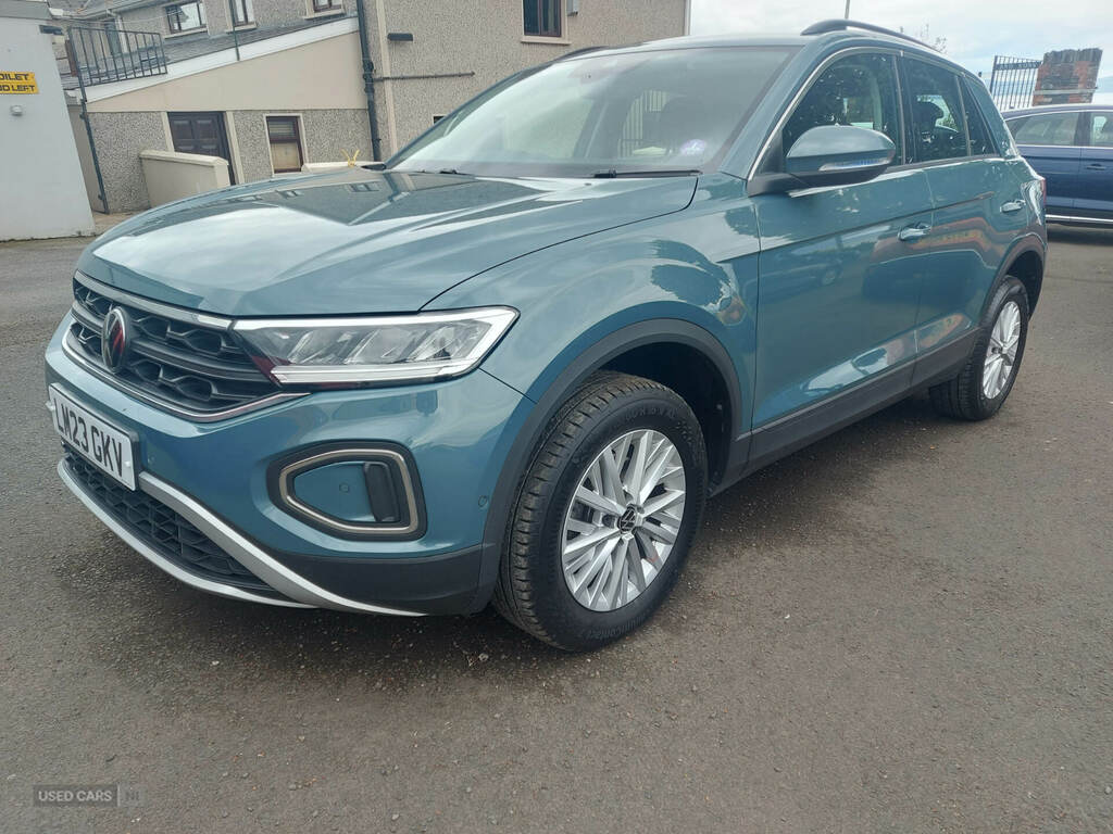 Volkswagen T-Roc 1.5 Tsi Life Dsg Blue