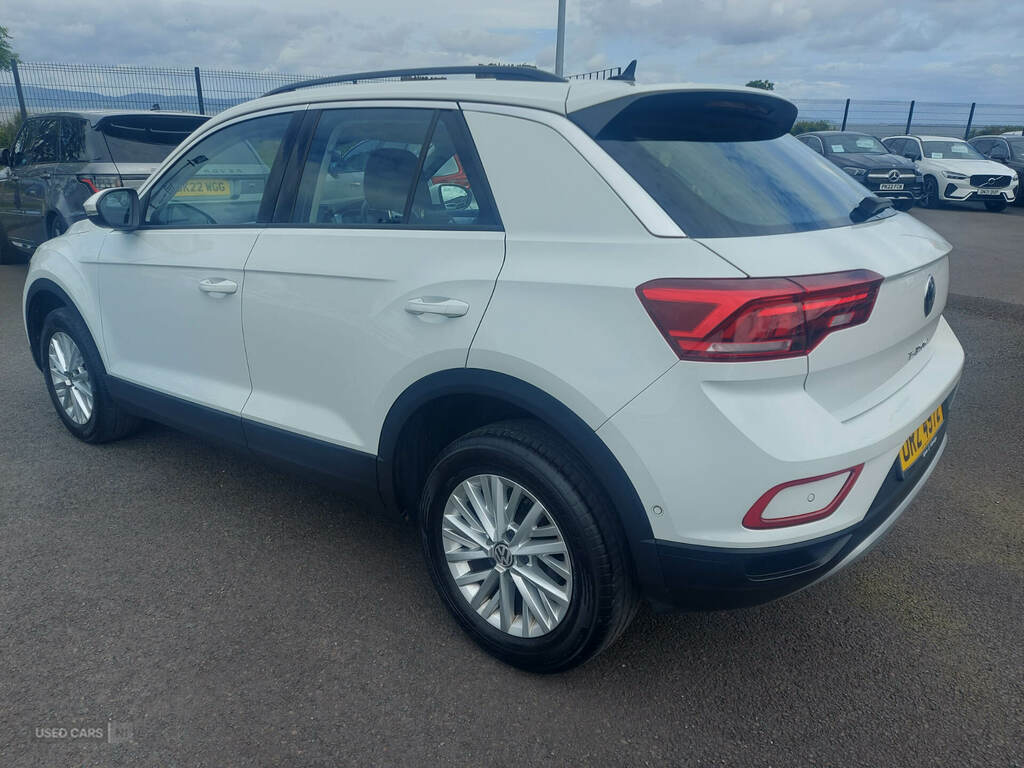 Volkswagen T-Roc 1.0 Tsi Life URZ4972 White #4