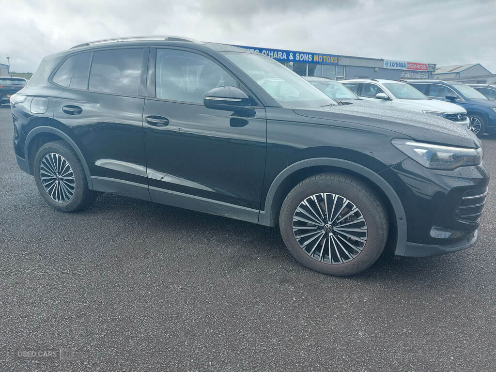 Volkswagen Tiguan 2.0 Tdi Match Dsg SC25KXP Black #2
