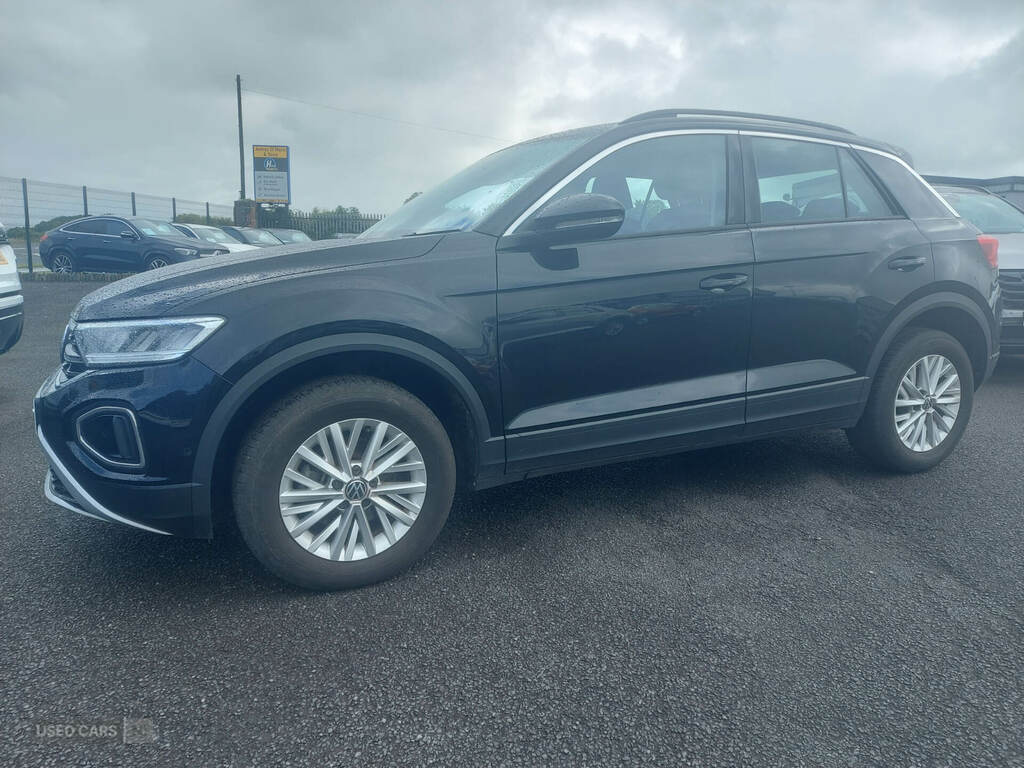 Volkswagen T-Roc 1.5 Tsi Life Dsg Black