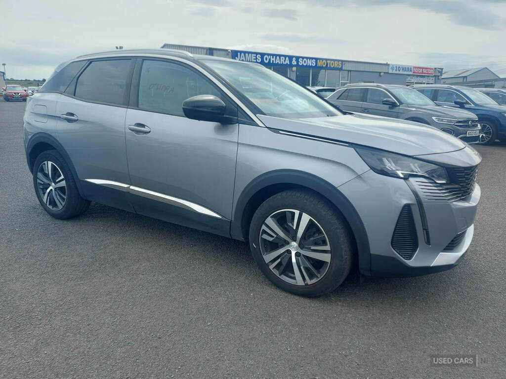 Peugeot 3008 1.5 Bluehdi Allure Premium Grey #2