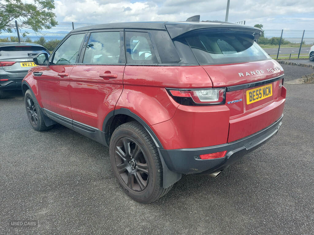 Land Rover Range Rover Evoque 2.0 Ed4 Se Tech 2Wd Red #4