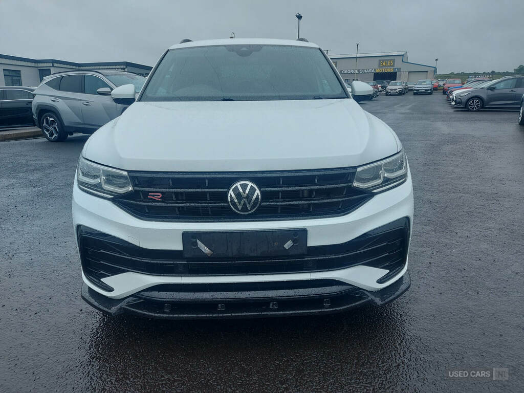 Volkswagen Tiguan 2.0 Tdi R-line Dsg White #6