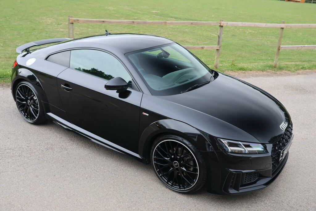Audi TT 2.0 Tfsi 40 Black Edition Coupe S Troni 
