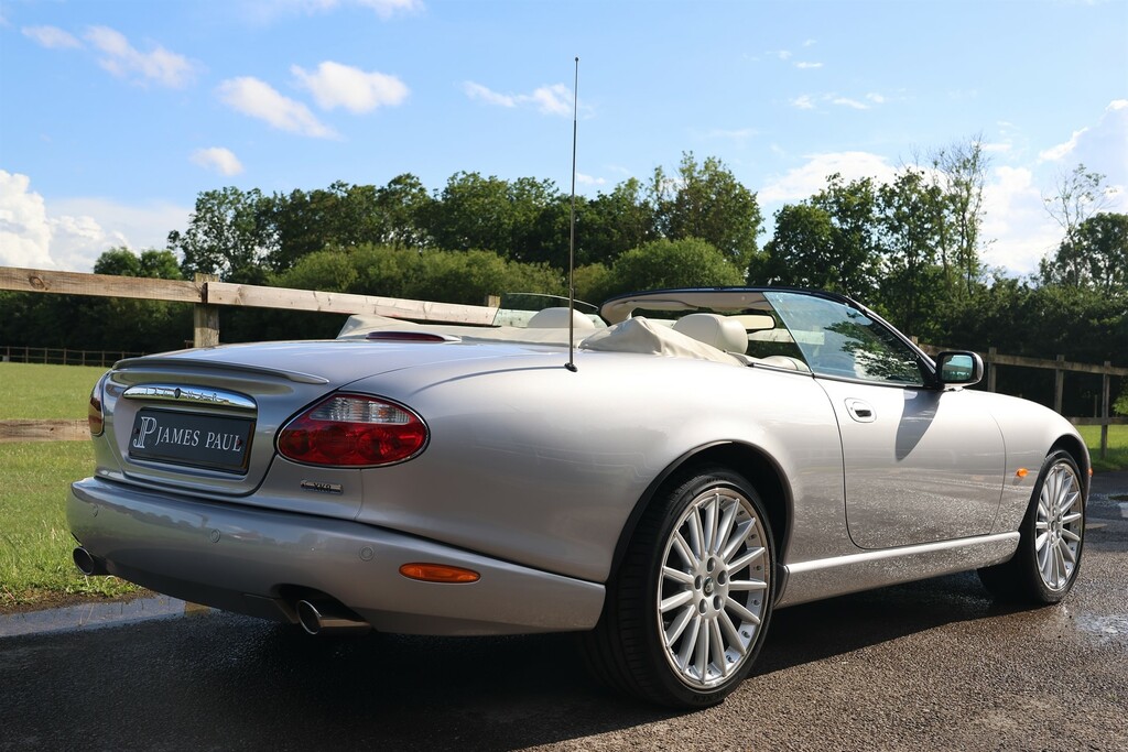 Jaguar XK8 4.2 Convertible 279 Gkm, 30  #3