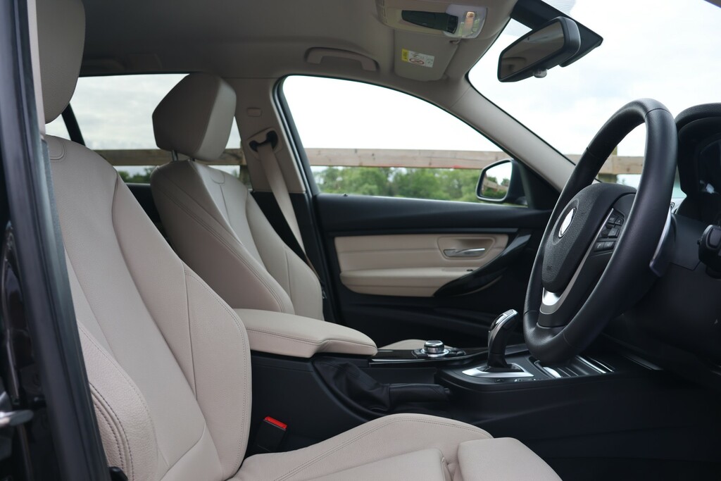 BMW 3 Series 2.0 Luxury Touring Xdrive Euro 6 YA15RGU #5