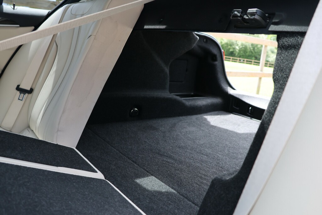 BMW 5 Series Se Grey #22